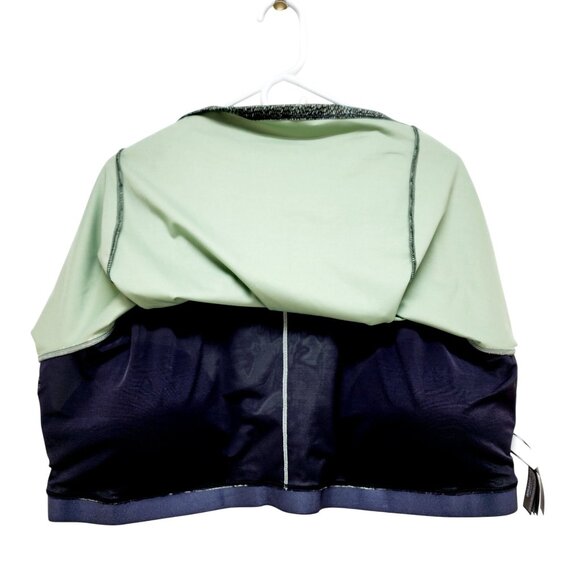 Womens Black  White Patterned Sports bra Lightweight Stretch Size 6X - Picture 6 of 11